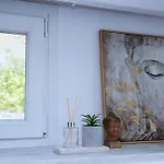 Whitelist Lux In * Mykonos Town