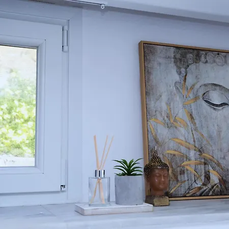 Whitelist Lux In * Mykonos Town