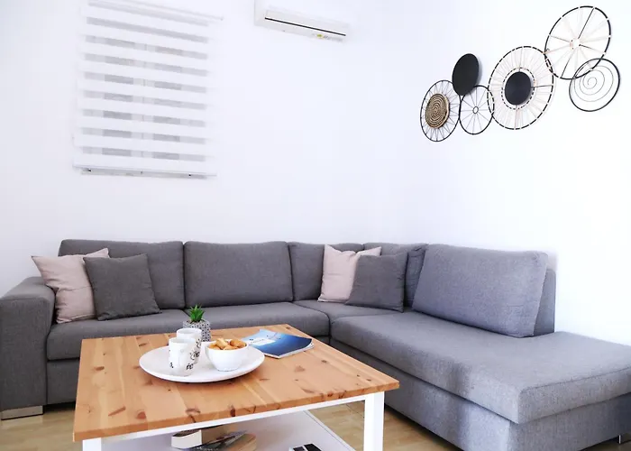 Semesterbostad Whitelist Lux In